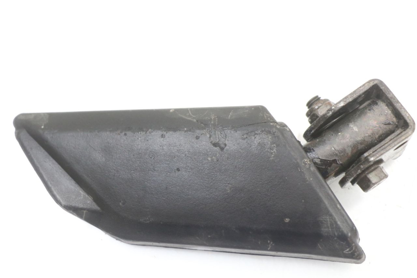 photo de DESCANSO DE PÉ TRASEIRO ESQUERDO PEUGEOT KISBEE 4T 50 (2010 - 2017) - Zoom do estado de desgaste