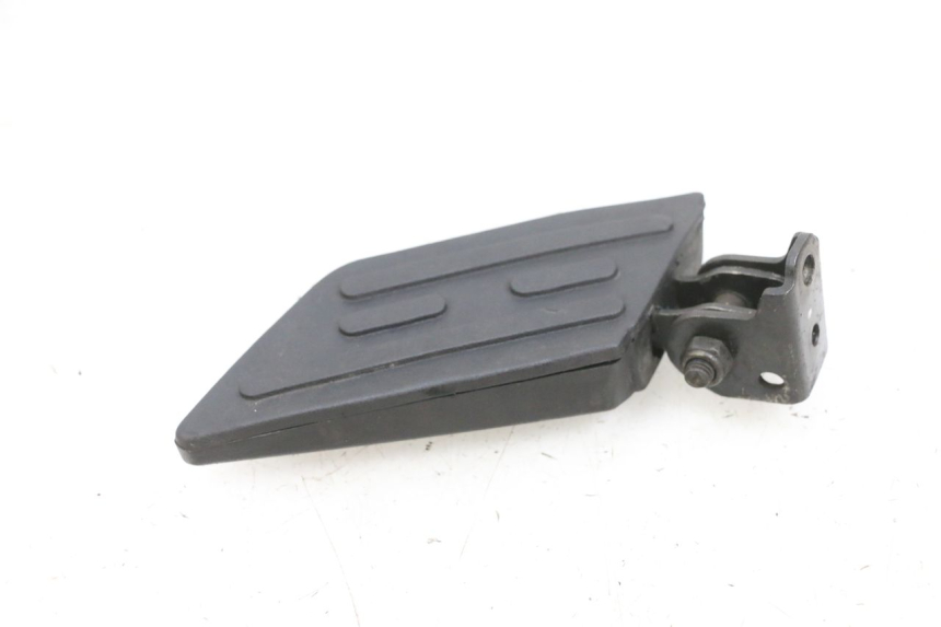 photo de DESCANSO DE PÉ TRASEIRO ESQUERDO PEUGEOT KISBEE 4T 50 (2010 - 2017) - Vista geral