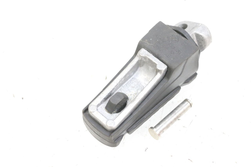 photo de DESCANSO DE PÉ TRASEIRO ESQUERDO BMW R GS 1250 (2021 - 2024) - Outro ângulo de visão