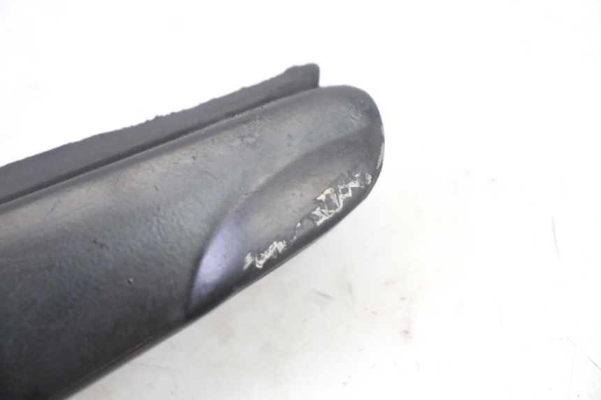photo de DESCANSO DE PÉ TRASEIRO ESQUERDO GILERA RUNNER SP 50 (2006 - 2008) - Detalhe da peça