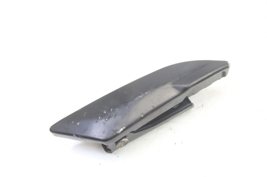 photo de DESCANSO DE PÉ TRASEIRO ESQUERDO APRILIA SR 2T 50 (2018 - 2022) - Outro ângulo de visão