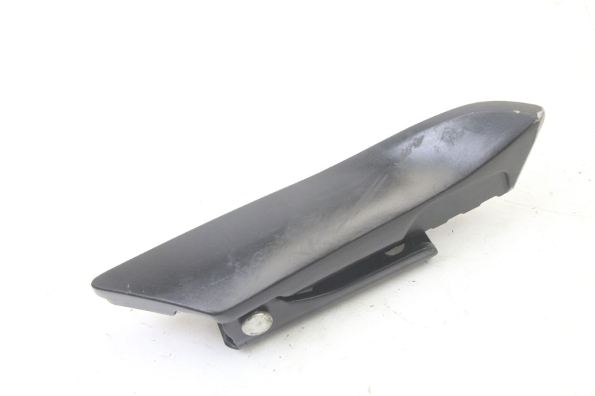 photo de DESCANSO DE PÉ TRASEIRO ESQUERDO APRILIA SXR 50 (2021 - 2023) - Ampliação técnica