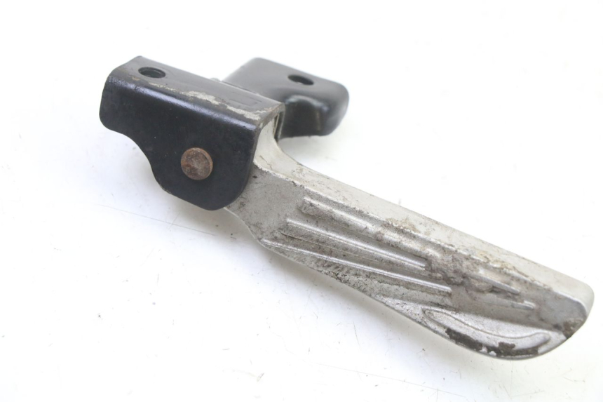 photo de DESCANSO DE PÉ TRASEIRO ESQUERDO PEUGEOT TWEET 4T 50 (2014 - 2019) - Detalhe da peça