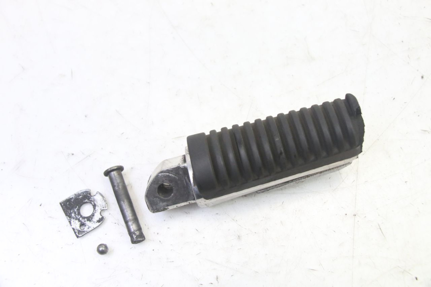 photo de DESCANSO DE PÉ TRASEIRO ESQUERDO YAMAHA XJ6 ABS 600 (2008 - 2016) - Detalhe da peça