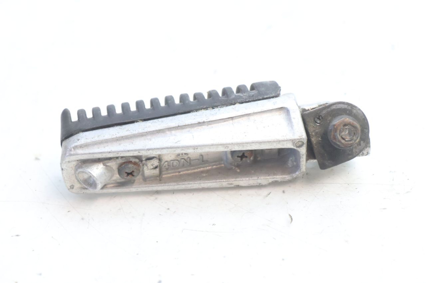 photo de DESCANSO DE PÉ TRASEIRO ESQUERDO YAMAHA XJR 1300 (1998 - 2002) - Zoom do estado de desgaste