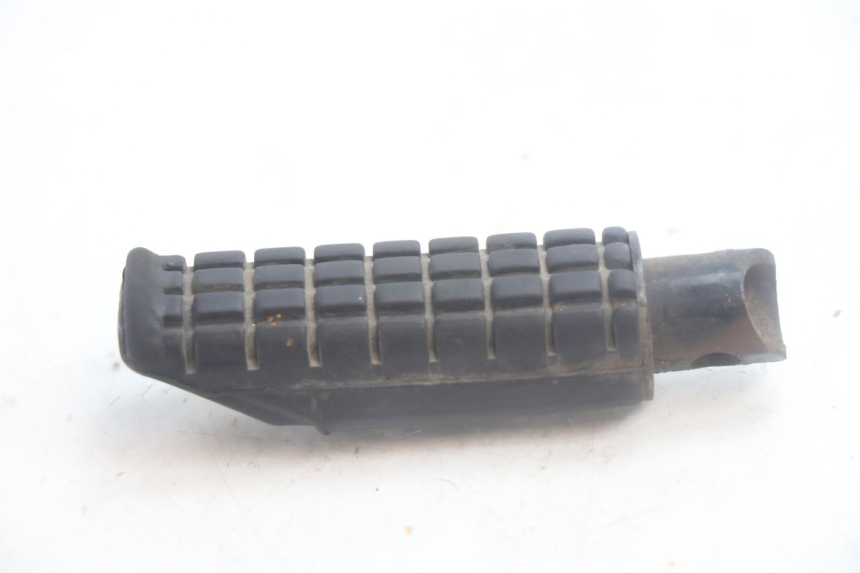 photo de DESCANSO DE PÉ TRASEIRO ESQUERDO HONDA XLV VARADERO 125 (2007 - 2012) - Detalhe da peça