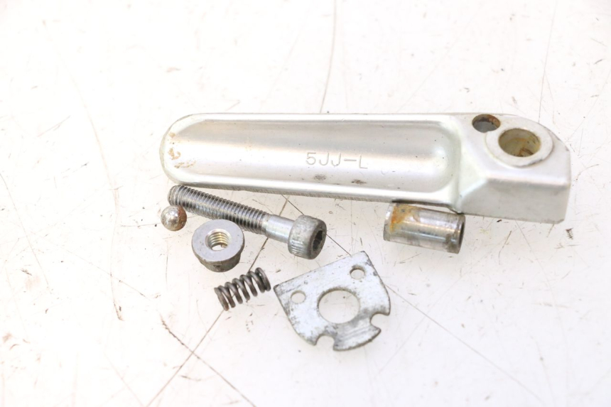 photo de DESCANSO DE PÉ TRASEIRO ESQUERDO YAMAHA YZF R6 600 (2008 - 2009) - Outro ângulo de visão