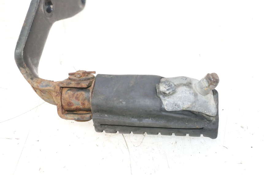 photo de DESCANSO DE PÉ DIANTEIRO DIREITO HONDA CB TWO FIFTY 250 (1991 - 2002) - Ampliação técnica