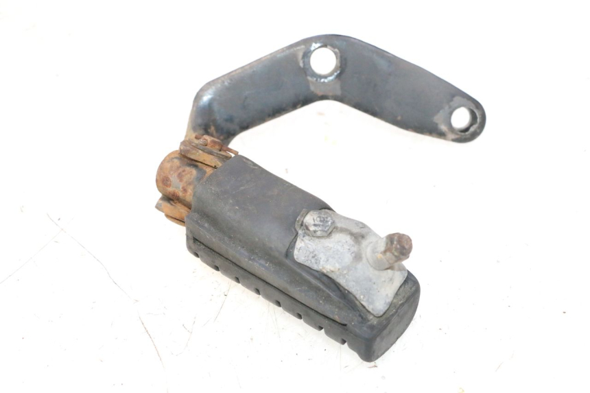 photo de DESCANSO DE PÉ DIANTEIRO DIREITO HONDA CB TWO FIFTY 250 (1991 - 2002) - Peça verificada