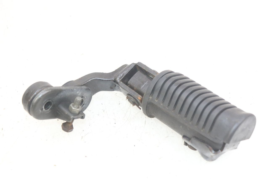 photo de DESCANSO DE PÉ DIANTEIRO DIREITO HONDA CM 125 (1983 - 2003) - Vista principal