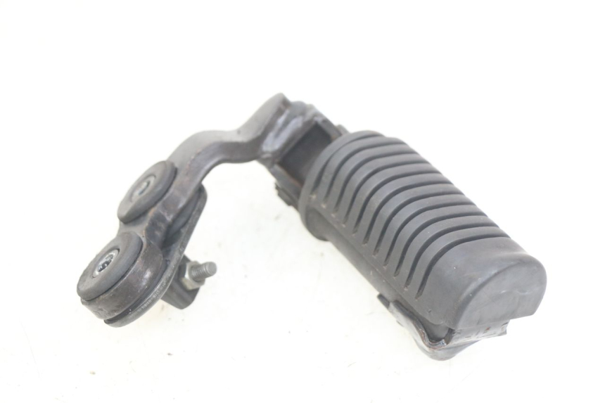 photo de DESCANSO DE PÉ DIANTEIRO DIREITO HONDA CM 125 (1983 - 2003) - Detalhe da peça