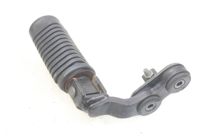 photo de DESCANSO DE PÉ DIANTEIRO DIREITO HONDA CM 125 (1983 - 2003) - Ampliação técnica