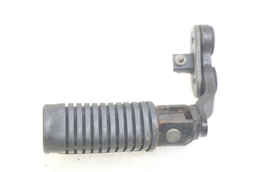photo de DESCANSO DE PÉ DIANTEIRO DIREITO HONDA CM 125 (1983 - 2003) - Vista geral