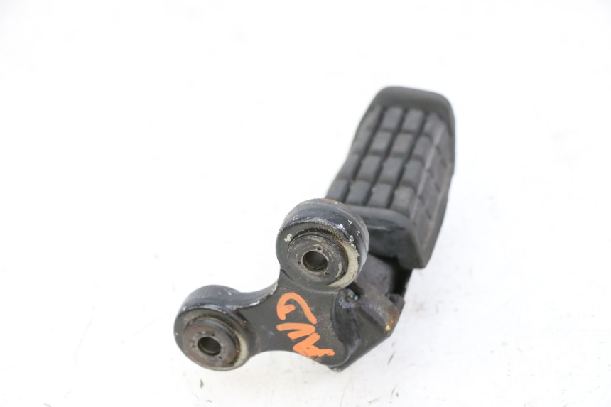 photo de DESCANSO DE PÉ DIANTEIRO DIREITO YAMAHA FJ 36Y 1100 (1984 - 1985) - Outro ângulo de visão