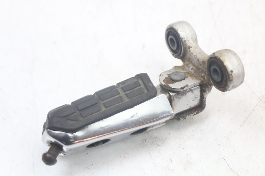 photo de DESCANSO DE PÉ DIANTEIRO DIREITO YAMAHA FJ 3CX 1200 (1986 - 1996) - Vista geral