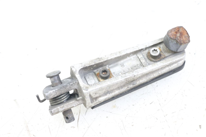 photo de DESCANSO DE PÉ DIANTEIRO DIREITO YAMAHA FJR ABS 1300 (2006 - 2012) - Detalhe da peça
