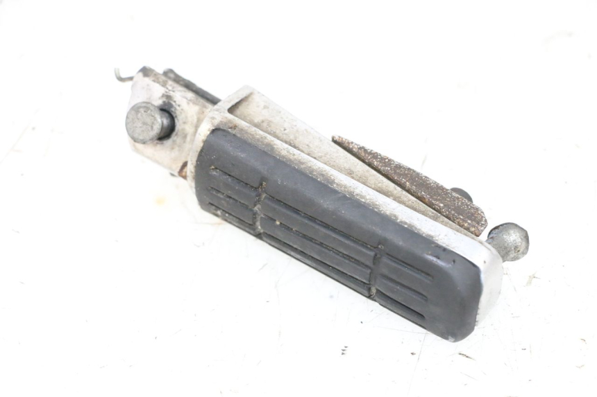 photo de DESCANSO DE PÉ DIANTEIRO DIREITO YAMAHA FJR ABS 1300 (2006 - 2012) - Detalhe da peça