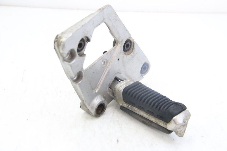 photo de DESCANSO DE PÉ DIANTEIRO DIREITO SUZUKI GSX-F GSX  F 1100 (1988 - 1994) - Vista principal