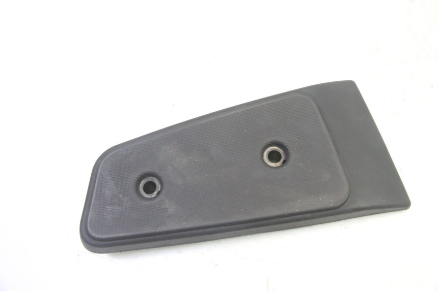 photo de DESCANSO DE PÉ DIANTEIRO DIREITO PIAGGIO MP3 RL 250 (2006 - 2010) - Vista principal