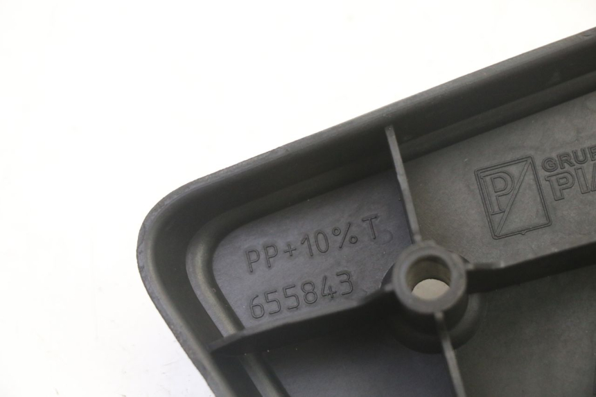 photo de DESCANSO DE PÉ DIANTEIRO DIREITO PIAGGIO MP3 RL 250 (2006 - 2010) - Vista geral