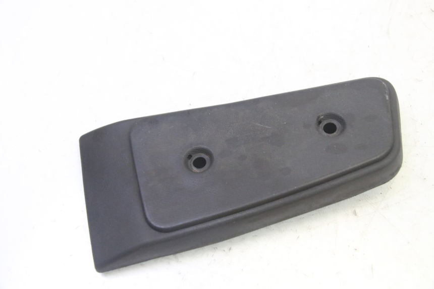 photo de DESCANSO DE PÉ DIANTEIRO DIREITO PIAGGIO MP3 RL 250 (2006 - 2010) - Detalhe da peça