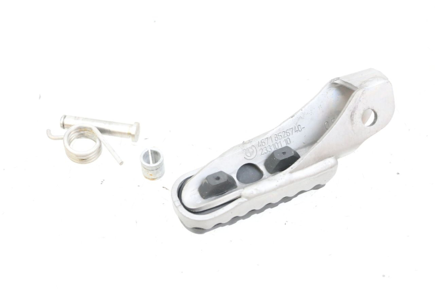 photo de DESCANSO DE PÉ DIANTEIRO DIREITO BMW R GS 1250 (2021 - 2024) - Zoom do estado de desgaste