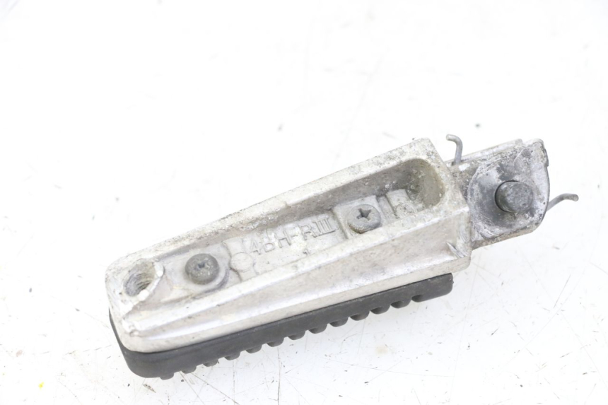 photo de DESCANSO DE PÉ DIANTEIRO DIREITO YAMAHA XJ6 ABS 600 (2008 - 2016) - Ampliação técnica