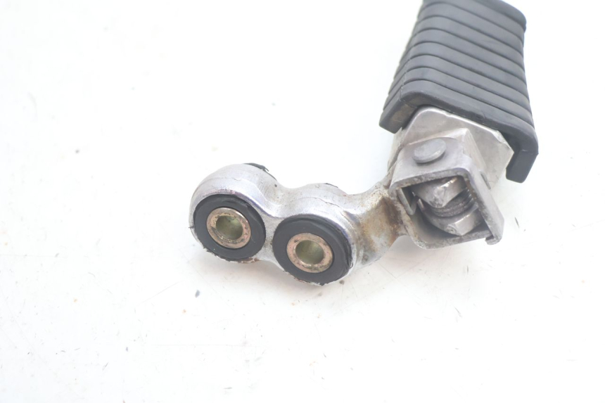 photo de DESCANSO DE PÉ DIANTEIRO DIREITO YAMAHA XV VIRAGO 535 (1988 - 2004) - Detalhe da peça