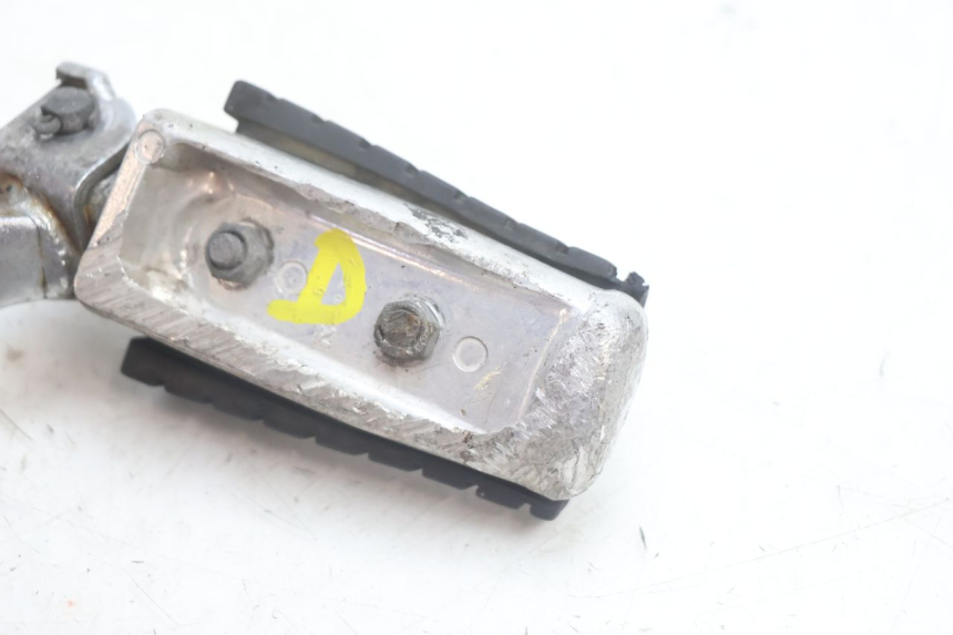 photo de DESCANSO DE PÉ DIANTEIRO DIREITO YAMAHA XV VIRAGO 535 (1988 - 2004) - Pontos de fixação