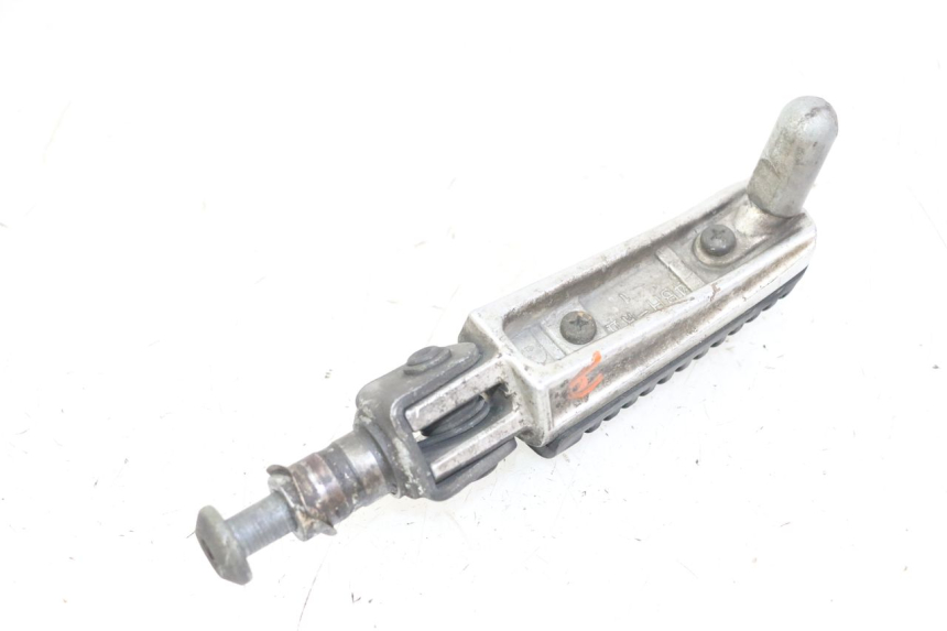photo de DESCANSO DE PÉ DIANTEIRO DIREITO YAMAHA FZS FAZER 600 (2001 - 2003) - Ampliação técnica