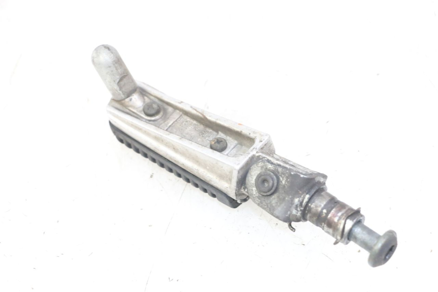 photo de DESCANSO DE PÉ DIANTEIRO DIREITO YAMAHA FZS FAZER 600 (2001 - 2003) - Vista geral