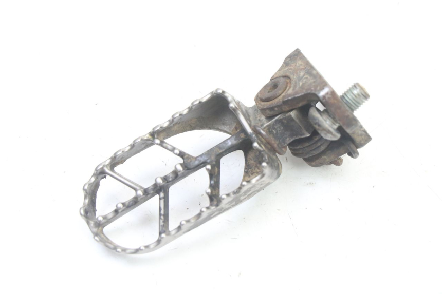 photo de DESCANSO DE PÉ DIANTEIRO DIREITO YAMAHA YZ-F YZF 250 (2007 - 2013) - Zoom do estado de desgaste