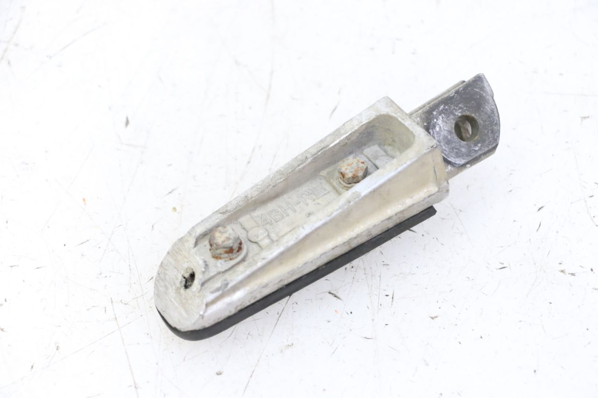 photo de DESCANSO DE PÉ DIANTEIRO ESQUERDO YAMAHA FJR ABS 1300 (2006 - 2012) - Outro ângulo de visão
