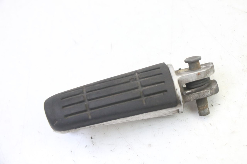 photo de DESCANSO DE PÉ DIANTEIRO ESQUERDO YAMAHA FZ6 FAZER S2 600 (2007 - 2011) - Vista principal