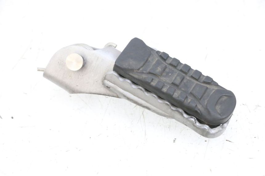 photo de DESCANSO DE PÉ DIANTEIRO ESQUERDO BMW R GS 1250 (2021 - 2024) - Pontos de fixação