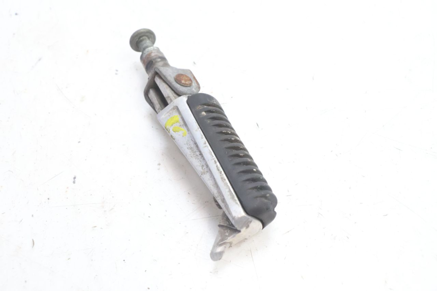 photo de DESCANSO DE PÉ DIANTEIRO ESQUERDO YAMAHA XJR 1300 (1998 - 2002) - Outro ângulo de visão