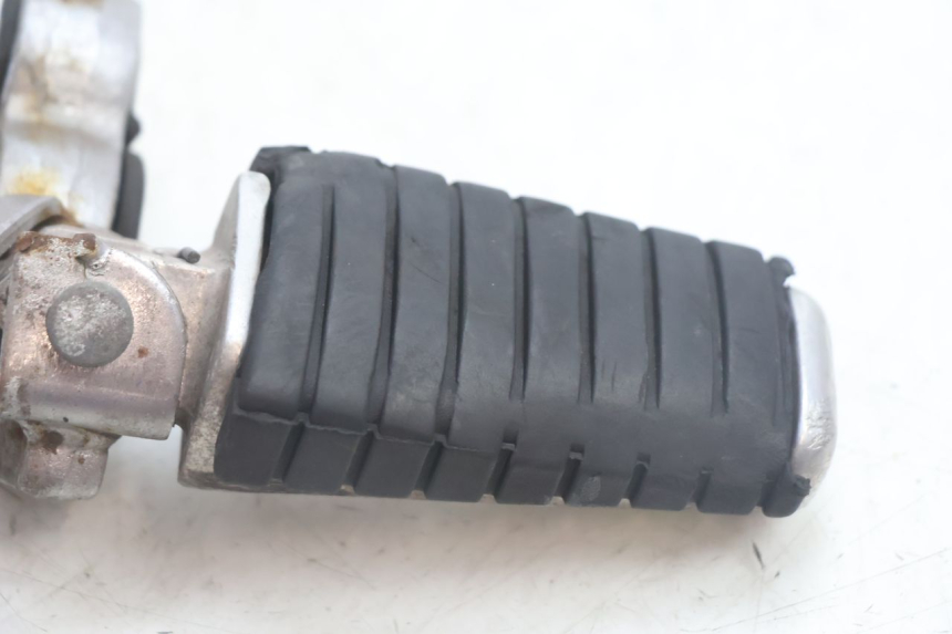 photo de DESCANSO DE PÉ DIANTEIRO ESQUERDO YAMAHA XV VIRAGO 535 (1988 - 2004) - Ampliação técnica