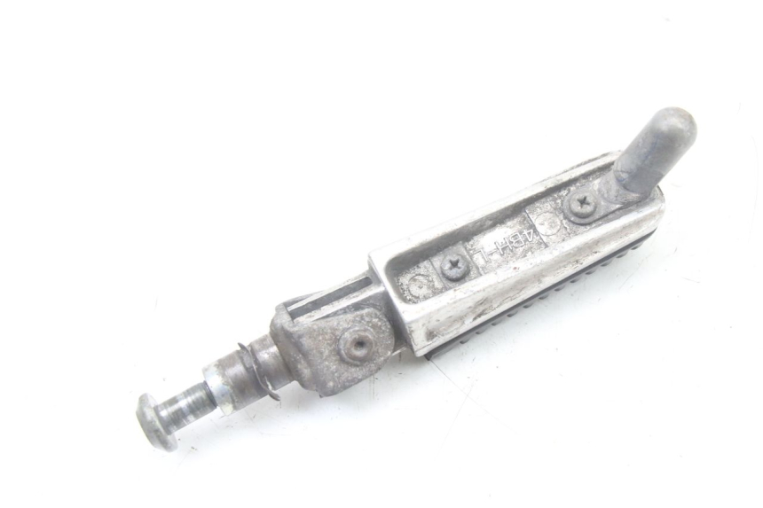 photo de DESCANSO DE PÉ DIANTEIRO ESQUERDO YAMAHA FZS FAZER 600 (2001 - 2003) - Ampliação técnica