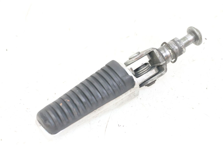 photo de DESCANSO DE PÉ DIANTEIRO ESQUERDO YAMAHA FZS FAZER 600 (2001 - 2003) - Estado da superfície