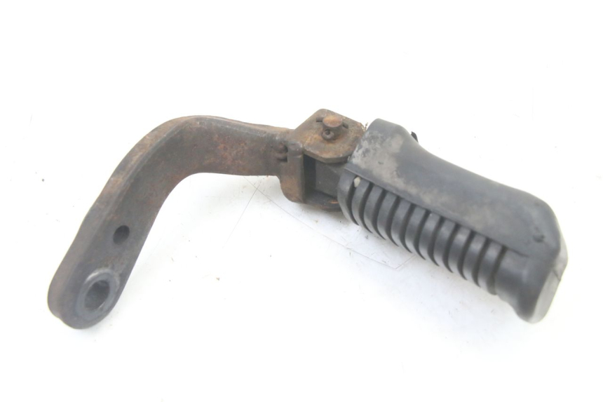 photo de DESCANSO DE PÉ DIANTEIRO ESQUERDO YAMAHA SR 125 (1982 - 2003) - Outro ângulo de visão