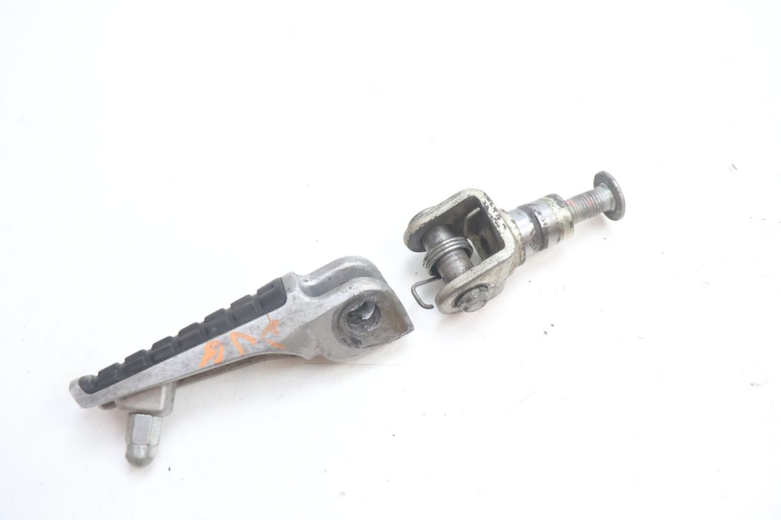 photo de DESCANSO DE PÉ DIANTEIRO ESQUERDO KAWASAKI ZX-6R ZX6R 600 (1995 - 1997) - Zoom do estado de desgaste