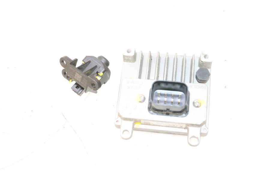 photo de CÂMERA DE RÉ PIAGGIO MP3 HPE 530 (2022 - 2026) - Vista geral
