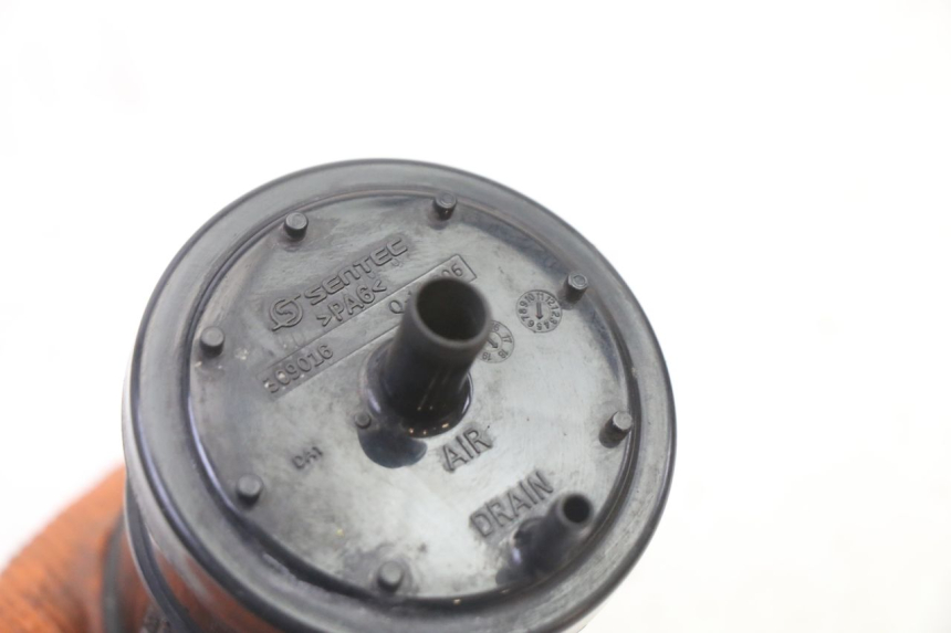 photo de CANISTER BMW G310 R 310 (2016 - 2020) - Zoom do estado de desgaste