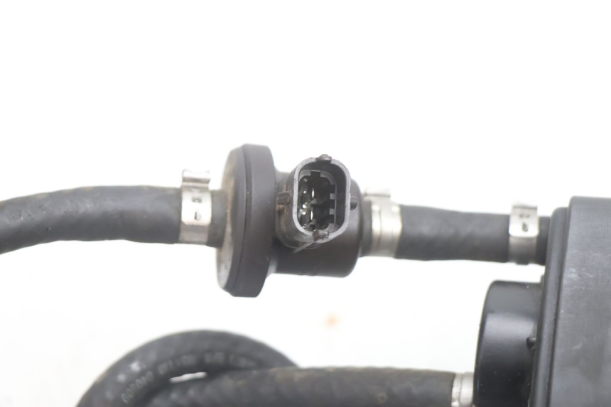 photo de CANISTER CAN-AM SPYDER RS 1000 (2008 - 2012) - Zoom do estado de desgaste