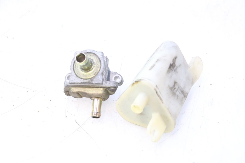photo de CANISTER YAMAHA YP MAJESTY 125 (2002 - 2006) - Zoom do estado de desgaste