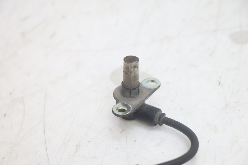 photo de SENSOR ABS TRASEIRO SUZUKI BURGMAN EXECUTIVE ABS 650 (2006 - 2012) - Vista geral