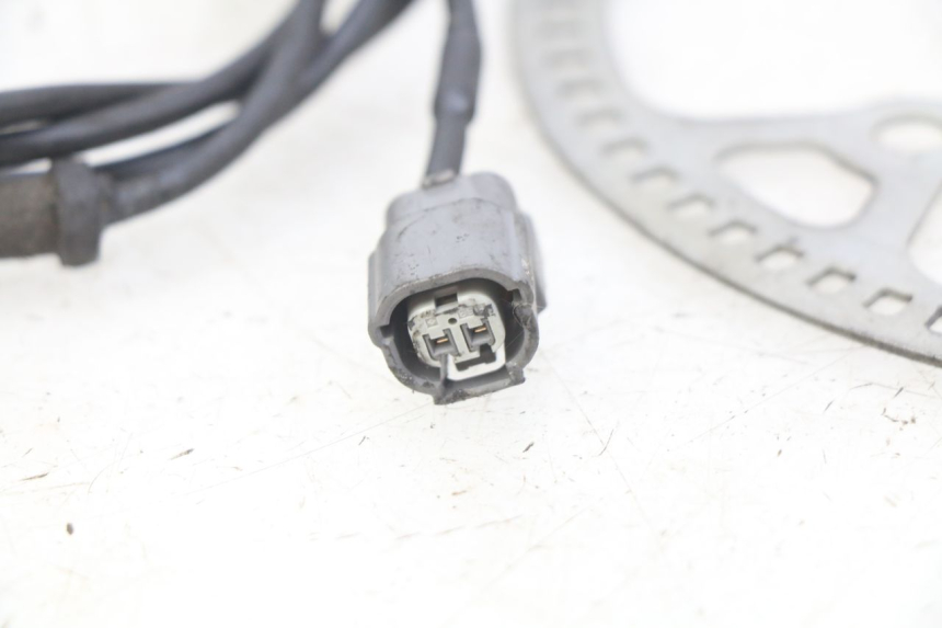 photo de SENSOR ABS TRASEIRO HONDA CB R 1000 (2018 - 2023) - Outro ângulo de visão