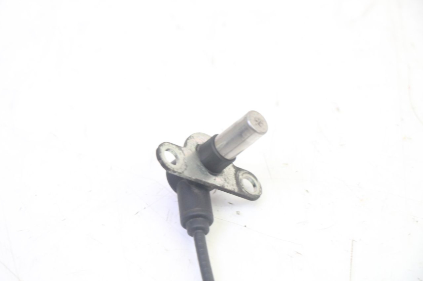 photo de SENSOR ABS TRASEIRO HONDA FES S-WING SWING ABS 125 (2007 - 2015) - Outro ângulo de visão