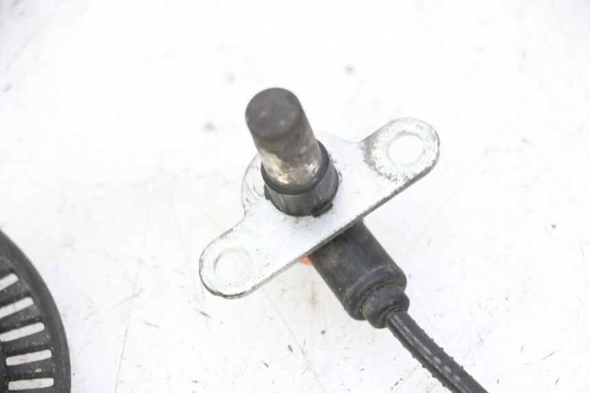 photo de SENSOR ABS TRASEIRO HONDA FES S-WING SWING ABS 125 (2007 - 2015) - Outro ângulo de visão