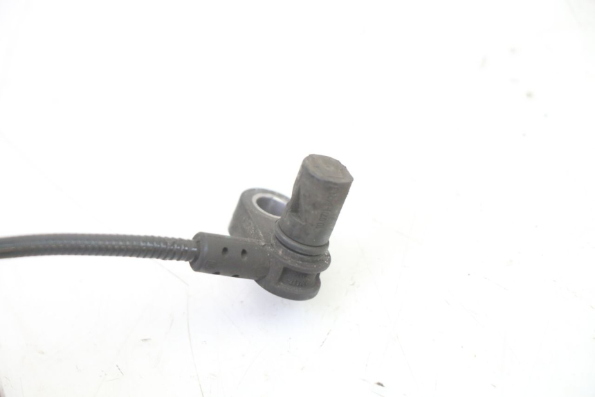 photo de SENSOR ABS TRASEIRO BMW G310 R 310 (2016 - 2020) - Outro ângulo de visão